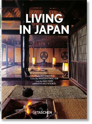 Living in Japan. 40th Ed. 9783836588430